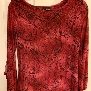 🌹 Soft Red Rose Blouses with flutter sleeves, NEW